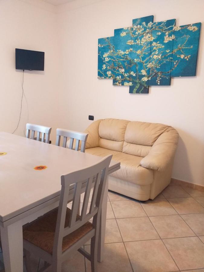 Casa Vacanze Sandalia 보사 외부 사진