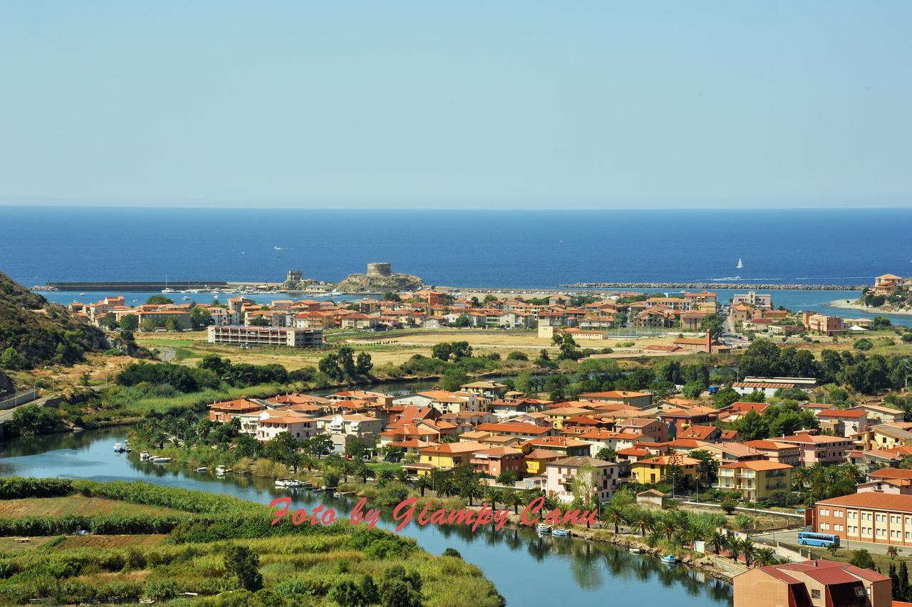 Casa Vacanze Sandalia 보사 외부 사진